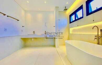 Imagem 6: Sobrado com 4 Suítes, Sendo uma Master c/ Closet à venda, 484 m² por R$ 3.650.000 - Condom