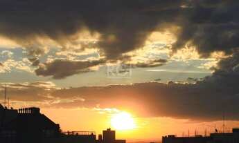 Imagem 2: Apartamento com 1 dormitório à venda, 57 m² por R$ 630.000,00 - Três Figueiras - Porto Ale