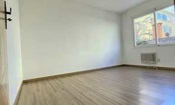 Imagem 7: PORTO ALEGRE - Apartamento Padrão - São Sebastião