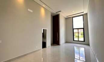 Imagem 4: Casa de condomínio térrea para venda possui 180 metros quadrados com 3 quartos