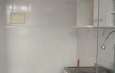 Imagem 5: Alugo apartamento 2/4- Lauro de Freitas