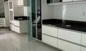 Imagem 5: Alugo espaçosa casa em Condomínio na Constantino Nery