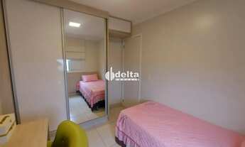 Imagem 6: Apartamento com 3 quartos sendo 1 suíte disponível para venda no bairro Tubalina em Uberlâ