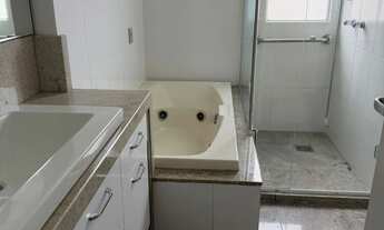 Imagem 15: Excelente apto de frente para o parque da luz com sala ampla com mesa de jantar com 8 cade