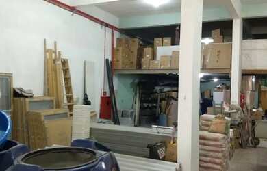 Imagem 6: Material de Construção na Zona Leste. Ref; 1609