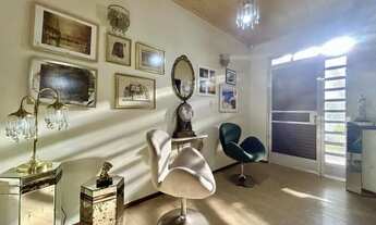 Imagem 3: Amplitude e conforto, desta casa de 4 dormitórios, piscina, localizada em Camobi