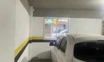 Imagem 3: Excelente apartamento central com 03 quartos , 03 banheiros e planejados !!