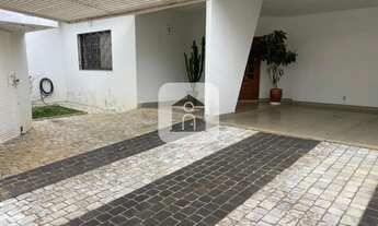 Imagem: Casa para venda no bairro Santa Mônica