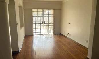 Imagem: Casa triplex no bairro da Aclimação com