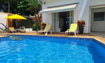 Imagem 2: PRAIA DE PERNAMBUCO- LOCALIZAÇÃO ESPETACULAR , CASA TODA REFORMADA E DECORADA , VAGA PARA