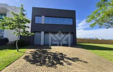 Imagem: Loja ampla e moderna com excelente área