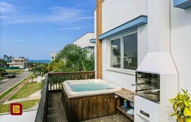 Imagem 2: Casa à venda com 363 m² de área privativa no Morro das Pedras em Florianópolis SC
