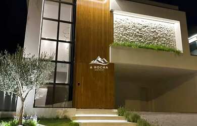 Imagem 2: CASA DE ALTÍSSIMO PADRÃO EM CONDOMÍNIO FECHADO - 306m² - COM 04 DORM, 03 SUÍTES