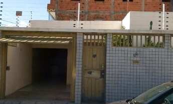 Imagem 3: Alugo casa de frente ao hospital dom Thomas