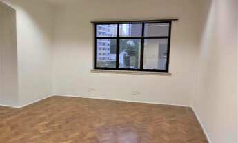 Imagem 6: Conjunto com salas de trabalhos e vão livre, ocupando andar inteiro - Região da Paulista