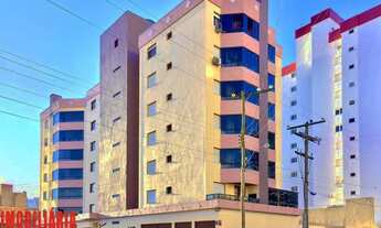 Imagem: Apartamento com vista para o Mar, distante