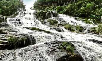 Imagem 2: Terreno com vista para as montanhas no Costa da Serra
