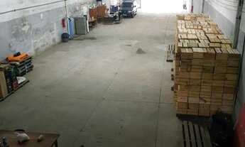 Imagem: Galpão amplo de 400m², à venda na Vila