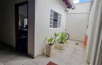Imagem 2: Casa com 3 dormitórios à venda, 196 m² por R$ 600.000,00 - Residencial Itapuã - Franca/SP