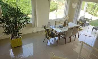 Imagem: Casa Condomínio - Jacareí - 3 Dormitórios