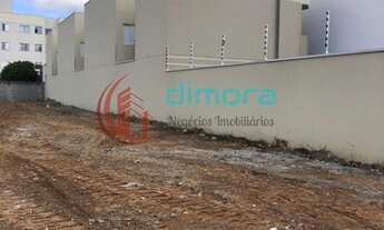 Imagem 2: Sobrado em Condomínio para Venda em Mogi das Cruzes, Jundiapeba, 2 dormitórios, 1 banheiro