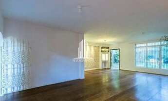 Imagem 3: Casa a venda em Moema com 3 dormitórios, jardim, sala de TV, sala de estar 5 banheiros em