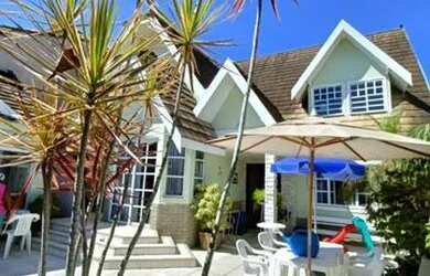 Imagem 4: Casa para aluguel e venda tem 450 metros quadrados com 4 quartos