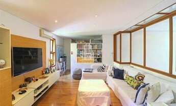 Imagem 6: Casa Maravilhosa em Pinheiros com 5 Quartos e 5 banheiros à Venda