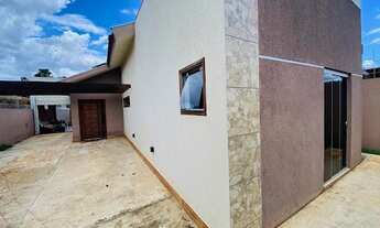 Imagem 4: Casa a venda- Com energia solar e amplo espaço