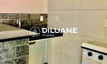 Imagem 2: Casa de Vila-À VENDA-Jardim Botânico-Rio de Janeiro-RJ