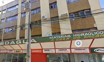 Imagem 6: Apartamento com 4 dormitórios à venda por R$ 450.000 - Centro - Cascavel/PR