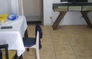 Imagem 2: Kitnet dividida no Boqueirao, 100m da Praia !!