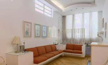 Imagem: Casa à venda com 350m², 4 quartos e 2