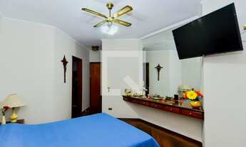 Imagem 4: Casa à Venda - Vila Galvão, 3 Quartos, 314 m2