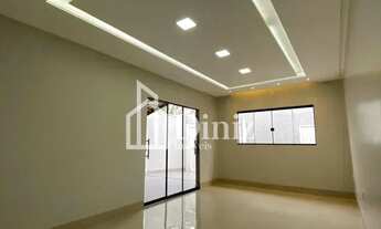 Imagem 2: Casa para venda possui 190 metros quadrados com 3 quartos em Parque dos Pirineus - Anápoli