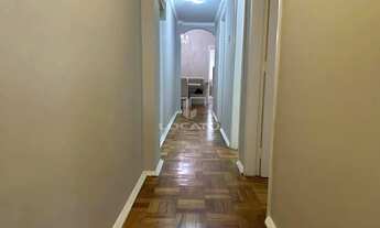 Imagem 5: Apartamento 3 quartos no Centro- ao lado colégio Jesuítas-01 lance pequeno de escadas-vend