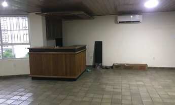 Imagem 6: Apto,aluguel/ Candelária,3 suites+ dep empreg.,sl ampla,copa/coz.elev,Piscina