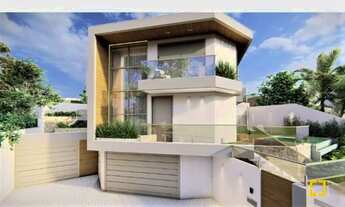 Imagem 3: Casa de Alto Padrão na Orla do Mar no Cacupé - Nova, 4 Suítes e Financiável