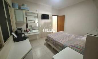 Imagem 6: Casa residencial com 3 quartos disponível para venda no bairro Santa Mônica em Uberlândia