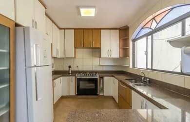 Imagem 7: Casa para venda em Jardim São José (Zona Norte) com 4 quartos, sendo 2 suítes , 202m²