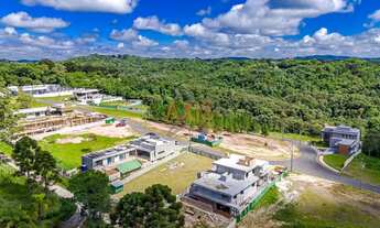 Imagem: Terreno de 866 m² úteis no Condomínio