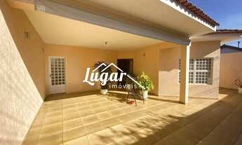 Imagem 2: Casa à venda, 3 quartos, 1 suíte, 2 vagas, BASSAN - Marília/SP