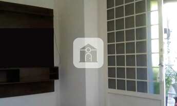 Imagem 5: Sobrado com Um Apartamento, Duas Casas e Um Cômodo Comercial A Venda B. Jaraguá