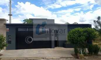 Imagem: CASA RESIDENCIAL em BRODOWSKI - SP, jardim