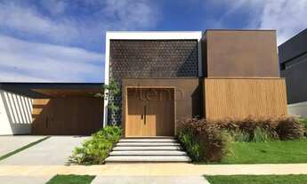 Imagem: Casa à venda com 4 suítes na Villa dos