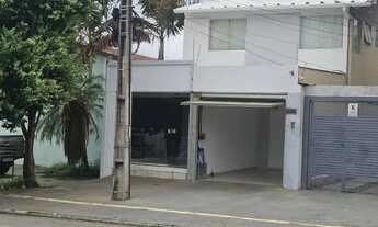 Imagem: Sobrado residencial e sala comercial juntos