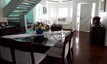 Imagem 7: Lindo Sobrado175 m² - 4 drm sendo 1 suíte, área gourmet, piscina, 3 vagas