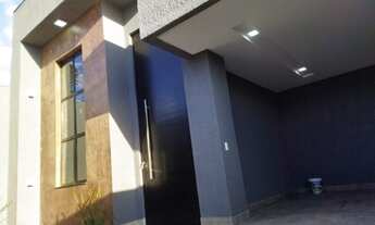 Imagem: Casa à venda com 136 m² construída, lote