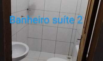 Imagem 4: Casa com três quartos, sala, cozinha, lavanderia e garagem