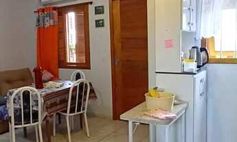 Imagem 4: Excelente casa com ótimo pátio frente e fundos e com estrutura para segundo piso